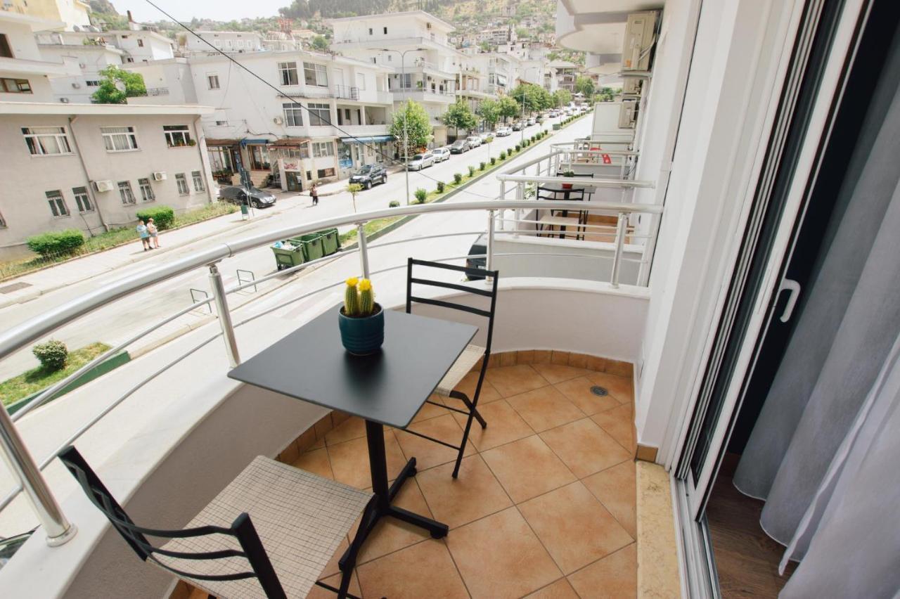 Brilant Luxury Apartment Gjirokastër Exteriör bild