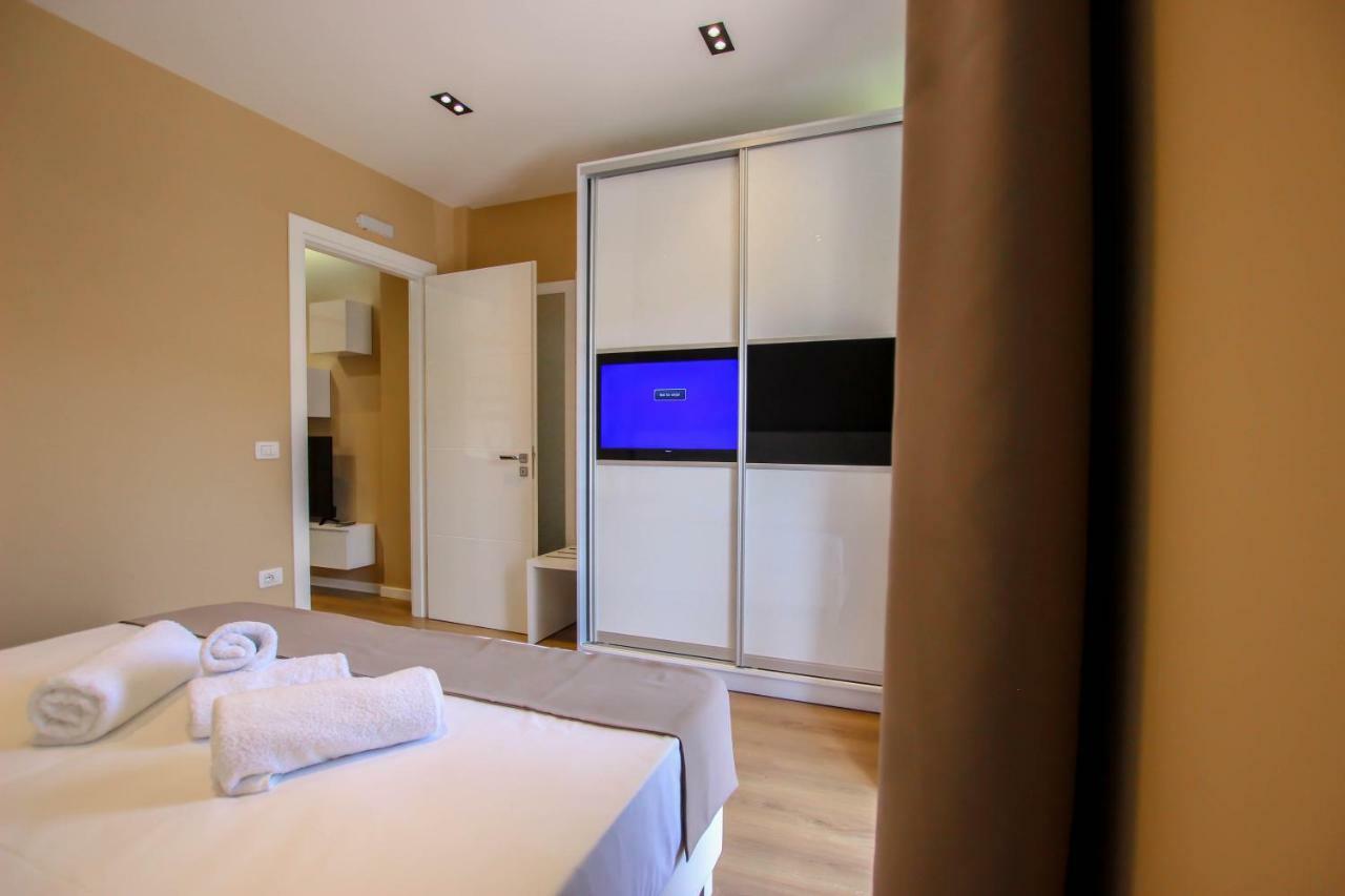 Brilant Luxury Apartment Gjirokastër Exteriör bild